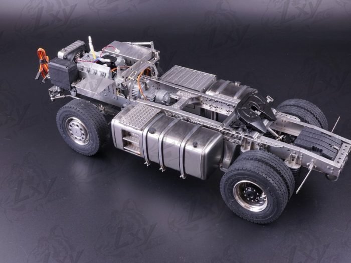 1:14 2 axle tractor chassis