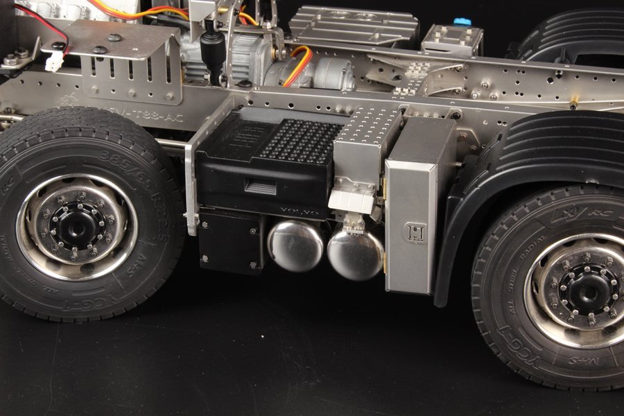 1:14 8×8 tractor chassis 1:14 8×8 tractor chassis