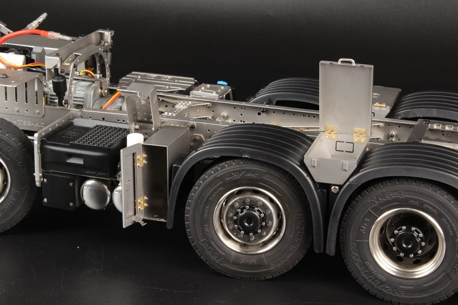 1:14 8×8 tractor chassis 1:14 8×8 tractor chassis