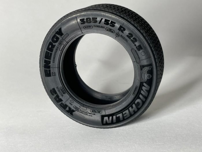 Low Michelin XFA2® ENERGY Front axle tire