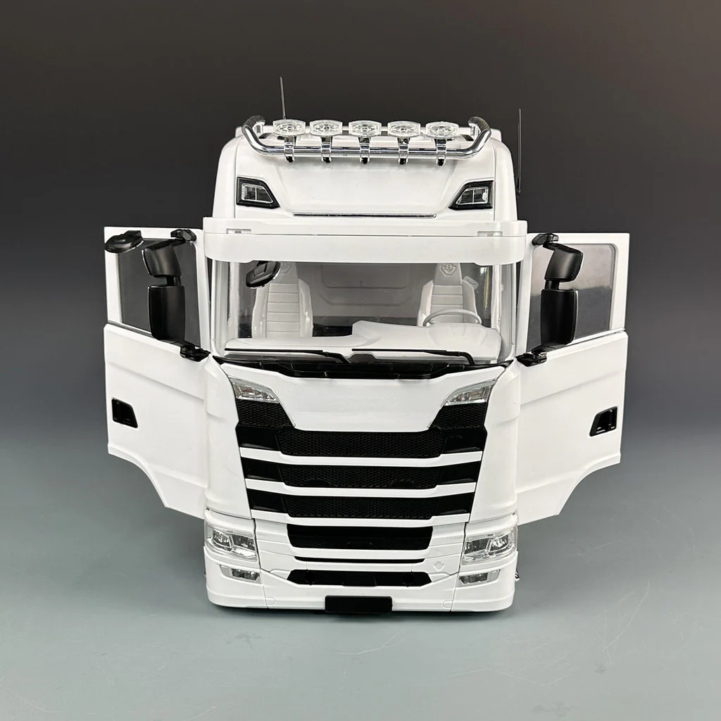 Scania S770 Tamiya cabin 3